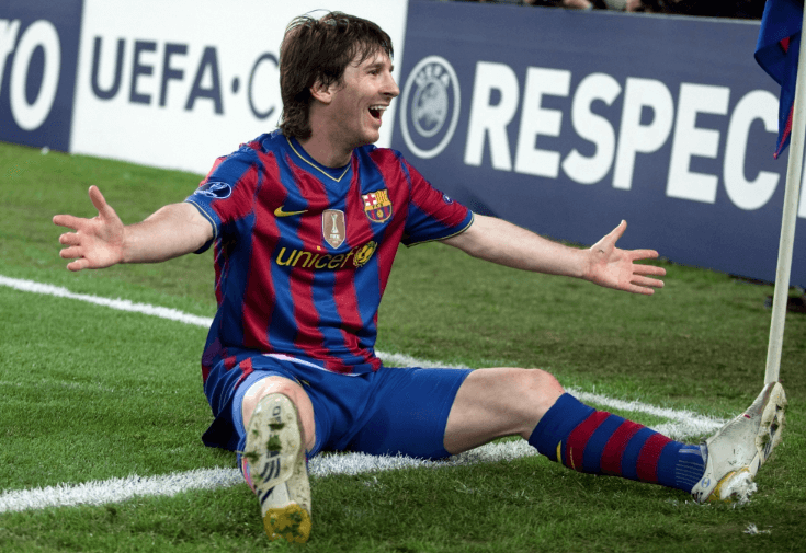 Màn ăn mừng Cú Poker nổi tiếng của Messi vào lưới Arsenal